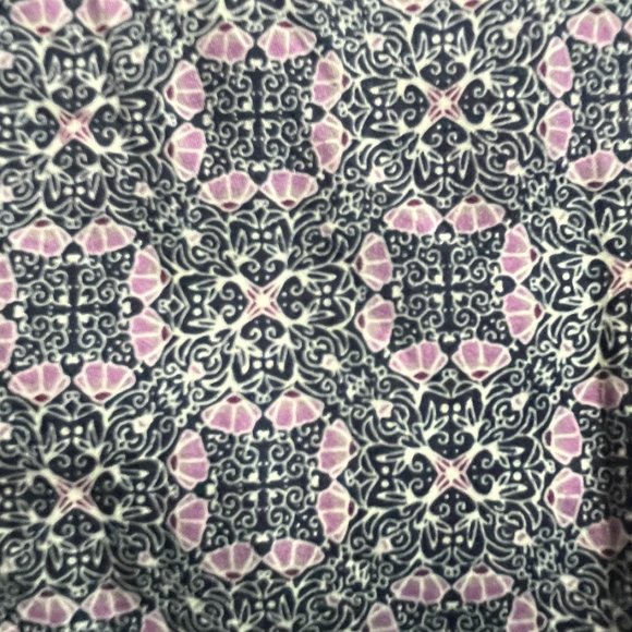 Hidden Skull Geometric Short Sleeved Shirt [Mr. Smith] - Picture 5 of 10